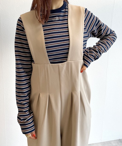 w closet(ダブルクローゼット)の「刺繍起毛ボーダーショート丈ロンT(Tシャツ/カットソー・レディース・オフホワイト/ミント/ネイビー・FREE)」の1枚目の写真