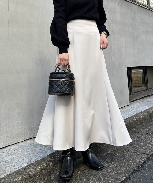 INGNI(イング)の「バックレースUPマーメイドスカート(スカート・レディース・ブラウン/ピンク/ブラック/ライトベージュ・FREE)」の1枚目の写真