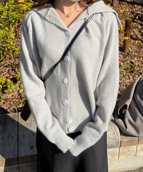 Lamoa（ラモア）の「Lamoa/ルーズ ポロニット（ニット/セーター・レディース・グレー/ネイビー/ブラウン・FREE）」の8枚目の写真