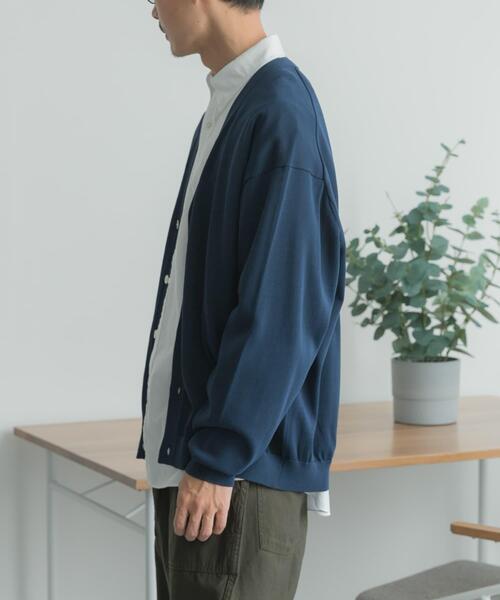 FORK&SPOON（フォークアンドスプーン）の「FORK&SPOON　Vネックニットカーディガン（カーディガン/ボレロ・メンズ・グレー/ネイビー/グリーン系その他/ライトブルー・4/5）」の15枚目の写真