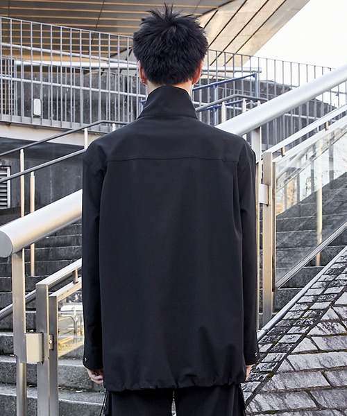 th products(ティーエイチプロダクト)の「【th products)/ティーエイチプロダクツ】STUDIOUS別注 HALF ZIP SHIRTS(シャツ/ブラウス・メンズ・ブラック/ベージュ・1/2)」の15枚目の写真