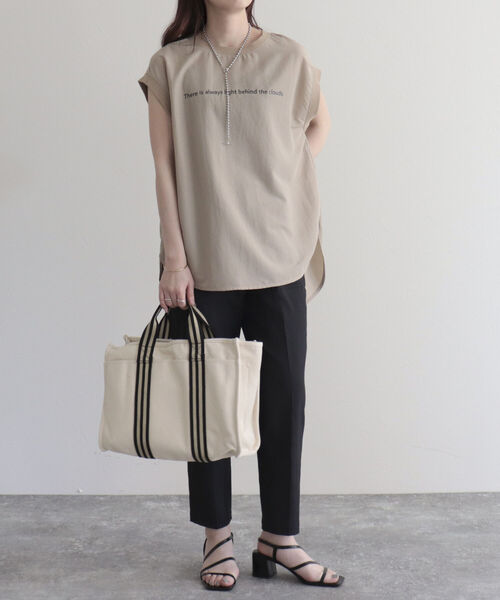 fredy emue（フレディエミュ）の「ラインテープスクエアキャンバストートバッグ（トートバッグ・レディース・アイボリー/グレー・FREE）」の7枚目の写真