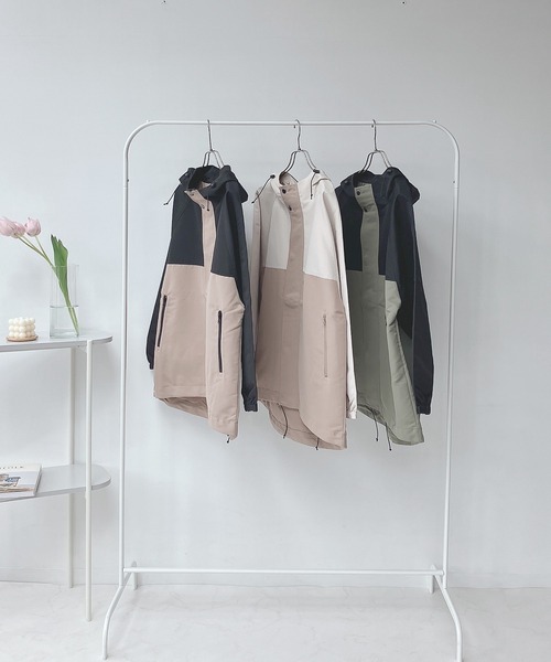 AS KNOW AS plus(アズノゥアズプラス)の「○フード付 キリカエマンパ(マウンテンパーカー・レディース・ホワイト系/ブラック/ブラック系/ブラック×カーキ/アイボリー/ホワイト系2・FREE)」の9枚目の写真