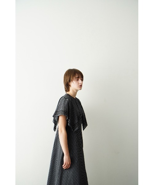 CLANE（クラネ）の「CLANE/クラネ/LINE HANDKERCHIEF ONE PIECE