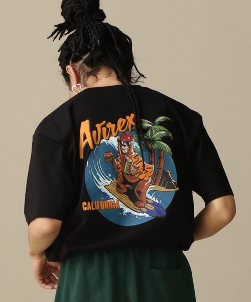 AVIREX（アヴィレックス）の「【WEB&DEPOT限定】SURFING BEAR SHORT SLEEVE T-SHIRT / サーフィン ベア ショートスリーブ Tシャツ / AVIREX / アヴィレックス（Tシャツ/カットソー・メンズ・ホワイト/ブラック・MEDIUM/LARGE/X-LARGE/XX-LARGE）」の22枚目の写真