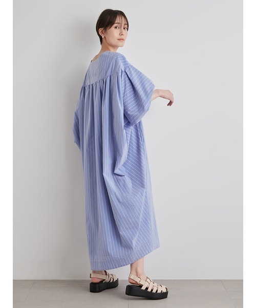 emmi ★エミ★袖バルーンカットソー★大人気★完売品★新品・未使用・タグ付 emmi（エミ）の「【emmi atelier】袖バルーンシャツOP