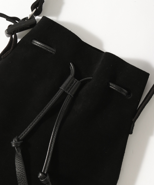 hobo（ホーボー）の「【hobo/ホーボー】DRAWSTRING POUCH FIDLOCK(R) BUCKLE（ショルダーバッグ・メンズ・ブラック/ベージュ系その他・FREE）」の3枚目の写真