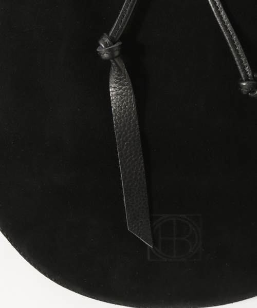 hobo（ホーボー）の「【hobo/ホーボー】DRAWSTRING POUCH FIDLOCK(R) BUCKLE（ショルダーバッグ・メンズ・ブラック/ベージュ系その他・FREE）」の5枚目の写真