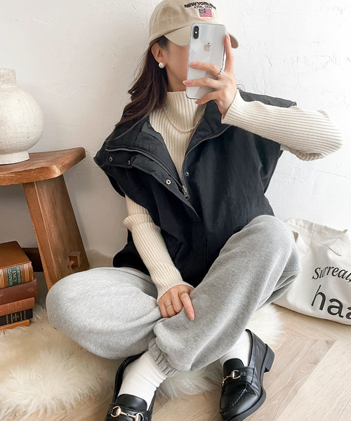 classicalelf（クラシカルエルフ）の「4wayで楽しむ。リバーシブルM-65モッズコート中綿ブルゾン オーバーサイズ ナイロンジャケット（モッズコート・レディース・グレイッシュブルー/ブラック/アイボリー/カーキ・LARGE/MEDIUM/SMALL/X-LARGE）」の6枚目の写真