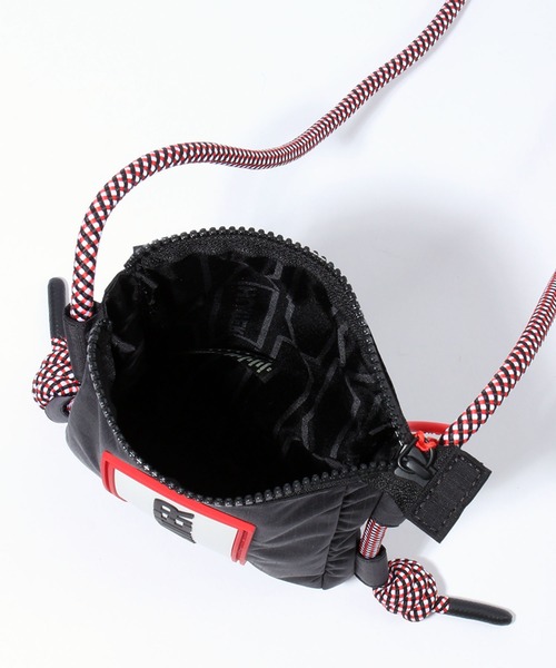ショルダーバッグ・ポシェット HUNTER UNISEX Travel Ripstop Phone Pouch Black UBP1514NRSBLK 楽天市場】【19日20時～☆先着!全品半額クーポン】 ハンター