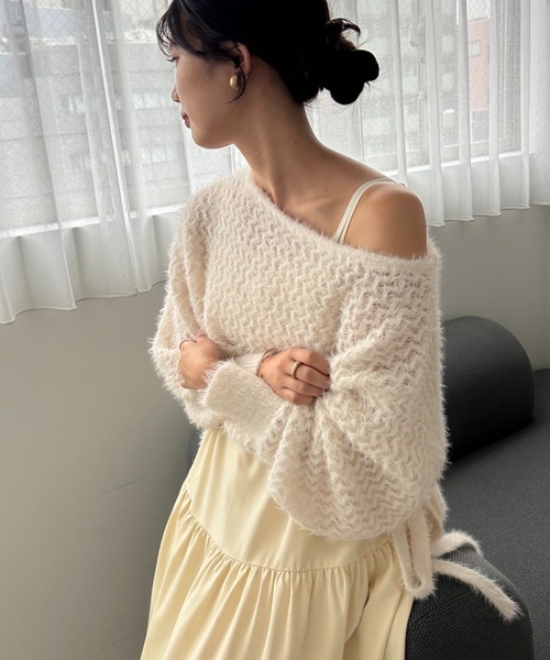 one after another NICE CLAUP（ワンアフターアナザーナイスクラップ）の「サイドリボンショートメッシュニット（ニット/セーター・レディース・アイボリー/ライトグレー/ピンク/ブラック・FREE）」の9枚目の写真