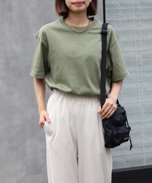 United Athle（ユナイテッドアスレ）の「【United Athle】6.0オンス オープンエンド ヘヴィーウェイト Tシャツ ※4208（Tシャツ/カットソー・メンズ・ネイビー/ライトパープル/サンドベージュ/ホワイト/ライトオリーブ/ライトピンク/ブラック/ヘザーグレー・L/XL/M/S）」の5枚目の写真