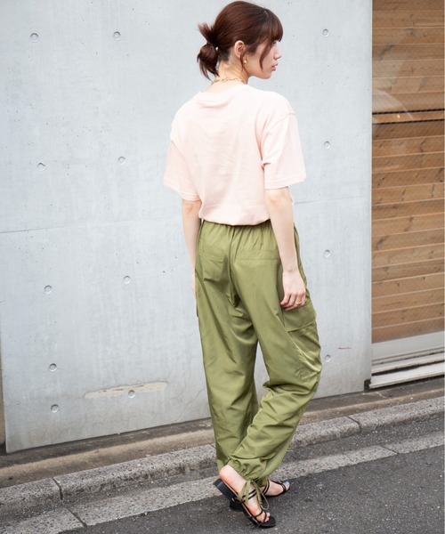 United Athle（ユナイテッドアスレ）の「【United Athle】6.0オンス オープンエンド ヘヴィーウェイト Tシャツ ※4208（Tシャツ/カットソー・メンズ・ネイビー/ライトパープル/サンドベージュ/ホワイト/ライトオリーブ/ライトピンク/ブラック/ヘザーグレー・L/XL/M/S）」の12枚目の写真