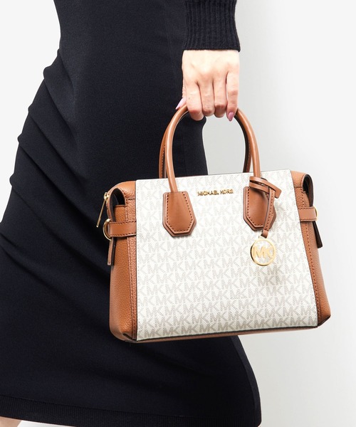 MICHAEL KORS(マイケルコース)の「MERCER トップジップ ベルテッド サッチェル スモール - MKシグネチャー(ハンドバッグ・レディース・ホワイト系・FREE)」の11枚目の写真
