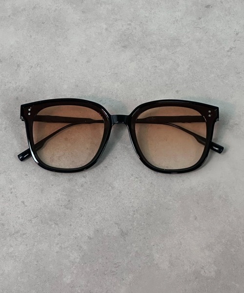 Vipoa（ヴィポア）の「ブラックフレームサングラス（サングラス・レディース・ブラック/ブラウン/グリーン/ライトブラウン・FREE）」の10枚目の写真
