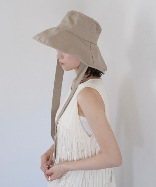 Reurie'（レウリィ）の「リボンバケットハット / 日差し避け 日焼け対策 シンプル カジュアル バケハ 韓国（ハット・レディース・ベージュ/ブラック・FREE）」の3枚目の写真
