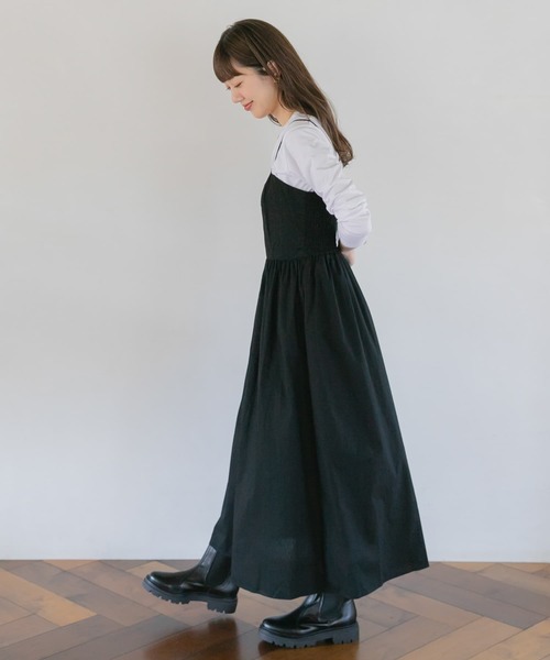 URBAN RESEARCH Sonny Label（アーバンリサーチサニーレーベル）の「シャーリングキャミワンピース（ワンピース・レディース・ブラック/ベージュ/グレー・FREE）」の13枚目の写真