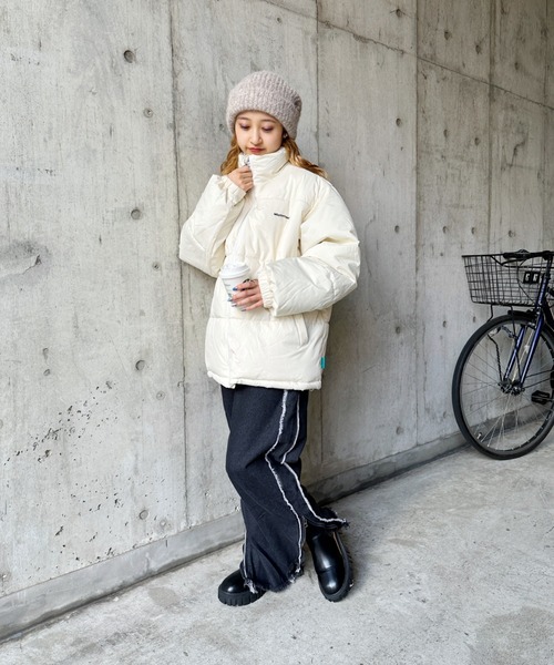 CLEA（クレア）の「ワンポイント刺繍ダウン中綿ジャケット（ダウン