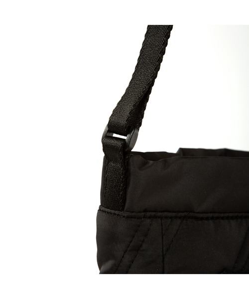 Champion（チャンピオン）の「Champion/チャンピオン キルティー ショルダーバッグ  3L No.63721（ショルダーバッグ・レディース・カーキ/オフホワイト/ブラック・FREE）」の10枚目の写真