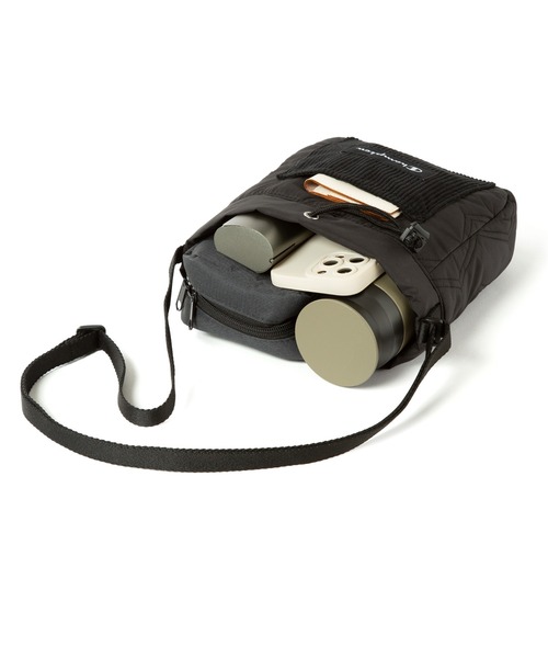 Champion（チャンピオン）の「Champion/チャンピオン キルティー ショルダーバッグ  3L No.63721（ショルダーバッグ・レディース・カーキ/オフホワイト/ブラック・FREE）」の17枚目の写真