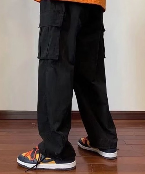 COMON+(コモンプラス)の「裾 スピンドル 付 ワイド カーゴ イージーパンツ(カーゴパンツ・メンズ・ブラック/カーキ・L/M)」の20枚目の写真