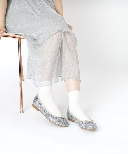 ESPERANZA(エスペランサ)の「高評価レビュー!グリッターバレエローヒールパンプス【ESPERANZA_blanca】 結婚式二次会 パーティー(パンプス・レディース・クリア/ブロンズ/シルバー/ゴールド・S/M/L/LL)」の19枚目の写真