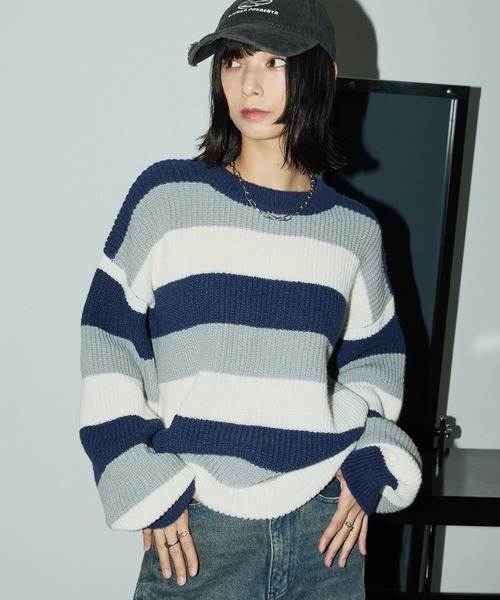 アクレント　マルチボーダー　ルーズ　ニット　ネイビー アクレント マルチボーダー ルーズ ニット ネイビー - メルカリ