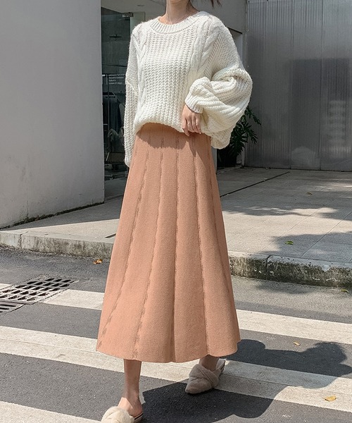 MILAE（ミレ）の「千鳥ラインニットフレアロングスカート（スカート・レディース・ブラック/ピンクベージュ/ブラウン/オフホワイト/グレー・FREE）」の9枚目の写真