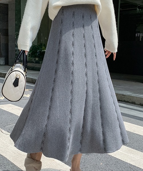 MILAE（ミレ）の「千鳥ラインニットフレアロングスカート（スカート・レディース・ブラック/ピンクベージュ/ブラウン/オフホワイト/グレー・FREE）」の16枚目の写真