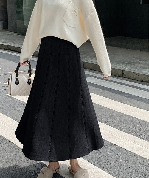 MILAE（ミレ）の「千鳥ラインニットフレアロングスカート（スカート・レディース・ブラック/ピンクベージュ/ブラウン/オフホワイト/グレー・FREE）」の22枚目の写真