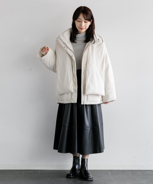 CASA FLINE（カーサフライン）の「CASA FLINE フードマフラー付き中綿