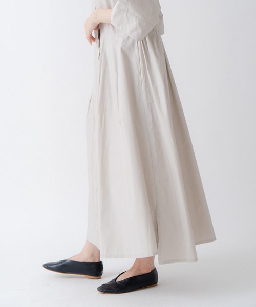 Kelen(ケレン)の「「KELEN/ケレン」ワイドシルエットワンピース(ワンピース・レディース・チャコールグレー/ライトベージュ・M/S)」の10枚目の写真