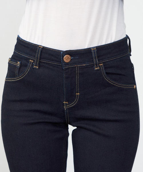 C17（シーセブンティーン）の「C17 ブーツカットデニムパンツ（デニムパンツ・レディース・ブラック/インディゴブルー/ダークインディゴブルー/ブルー・32/30/31/27/28/29/26）」の9枚目の写真