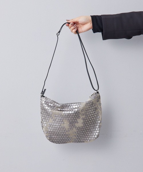 tee Lisa（ティーリサ）の「【Tee Lisa(ティーリサ)】ドットショルダーバッグ（ショルダーバッグ・レディース・アンティークシルバー・FREE）」の4枚目の写真