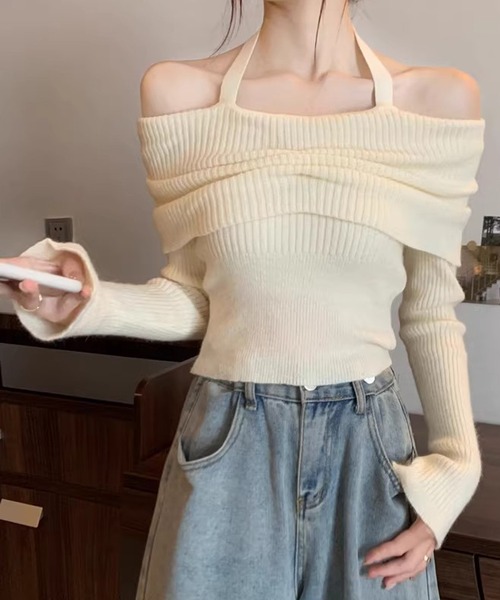 Nia（ニア）の「Nia(ニア)/ホルターネック　オフショルリブニット（ニット/セーター・レディース・ベージュ/ブラック/グレー/アイボリー・FREE）」の7枚目の写真