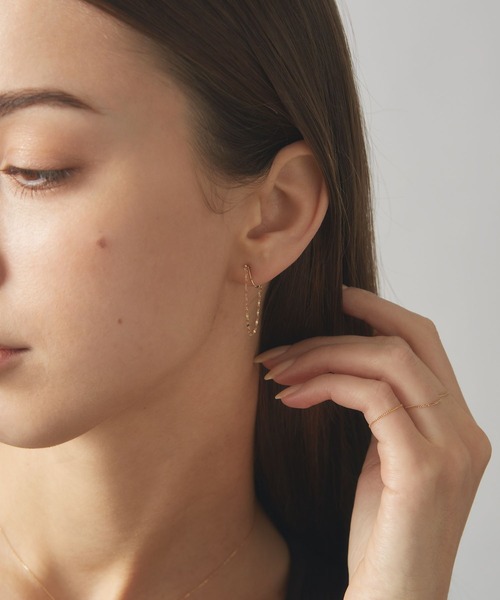 PAS TIERRA 【Ray】K10ペタルチェーンピアス PAS TIERRA（パティエラ）の「【Ray】K10ペタルチェーンイヤリング