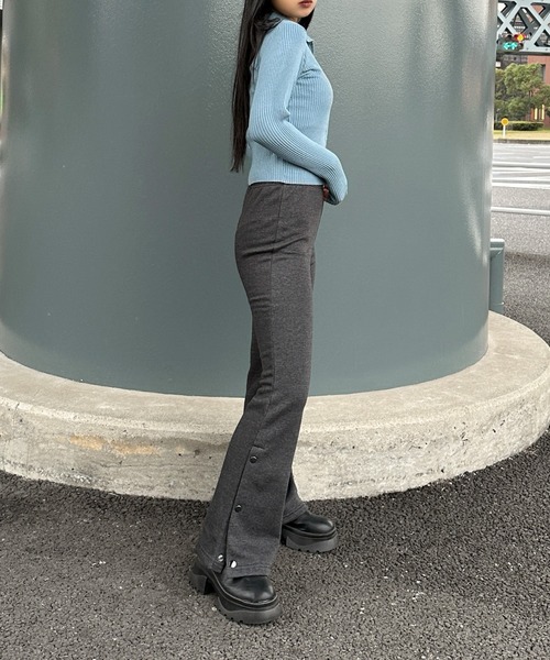 LVEU.（ラブユ.）の「【LVEU.】ダブルジップニットトップス / トップス ニット リブ カットソー ジップ ファスナー カーディガン 羽織り Wジップ ダブルジップ 襟付き ブラック ブルー 水色 ライトブルー グレー（カーディガン/ボレロ・レディース・ブラック/グレー/ブルー・FREE）」の10枚目の写真