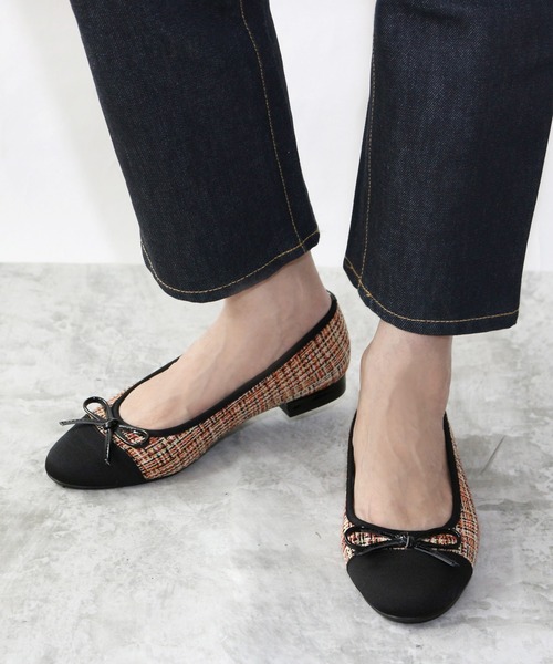 Fin（フィン）の「トゥキャップバレエシューズ【低反発スポンジ入り】（バレエシューズ・レディース・ネイビー/ブラック系その他/ベージュ/ブラック・22.5cm/23cm/23.5cm/24cm/24.5cm/25cm）」の3枚目の写真