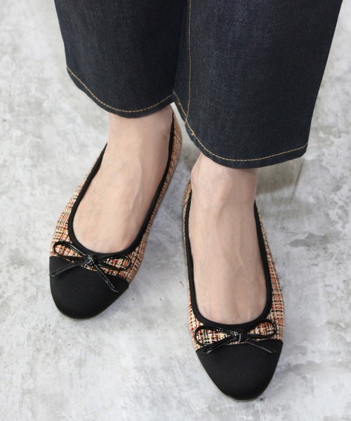 Fin（フィン）の「トゥキャップバレエシューズ【低反発スポンジ入り】（バレエシューズ・レディース・ネイビー/ブラック系その他/ベージュ/ブラック・22.5cm/23cm/23.5cm/24cm/24.5cm/25cm）」の13枚目の写真