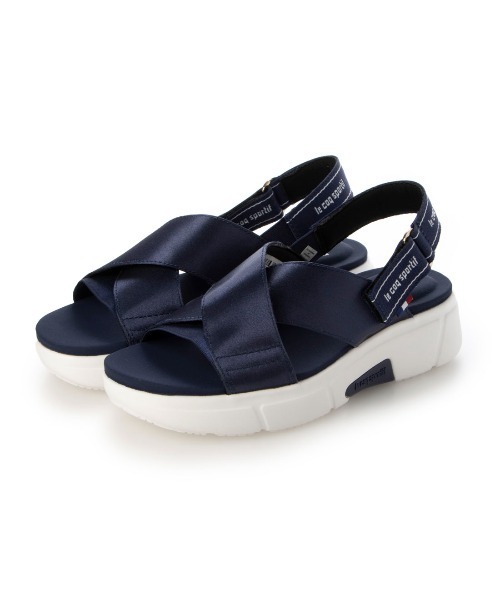 le coq sportif(ルコックスポルティフ)の「クロスベルトスニーカーサンダル(LCS ロワール CB SD / LCS LOIRE CB SD)(サンダル・レディース・ブラック/ベージュ/ネイビー・L/LL/M)」の3枚目の写真
