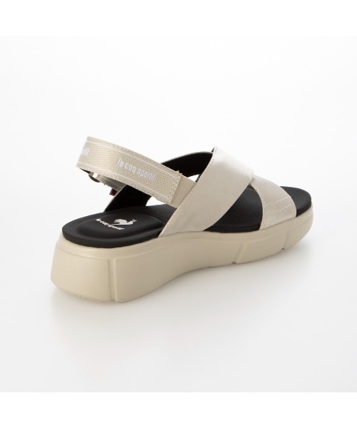 le coq sportif(ルコックスポルティフ)の「クロスベルトスニーカーサンダル(LCS ロワール CB SD / LCS LOIRE CB SD)(サンダル・レディース・ブラック/ベージュ/ネイビー・L/LL/M)」の7枚目の写真