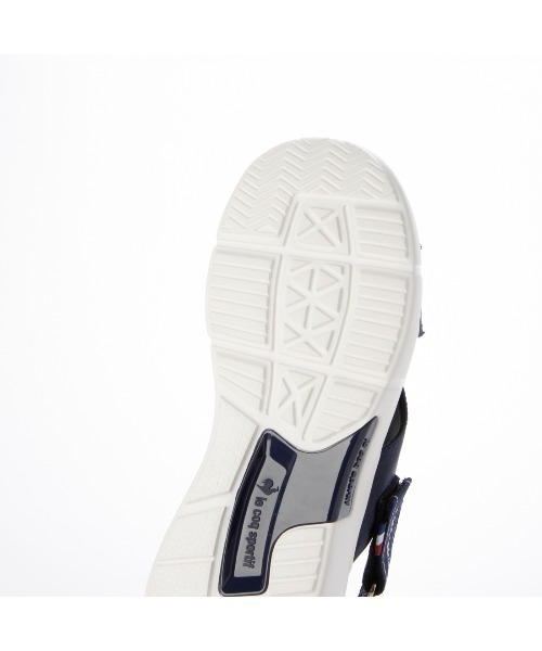 le coq sportif(ルコックスポルティフ)の「クロスベルトスニーカーサンダル(LCS ロワール CB SD / LCS LOIRE CB SD)(サンダル・レディース・ブラック/ベージュ/ネイビー・L/LL/M)」の14枚目の写真