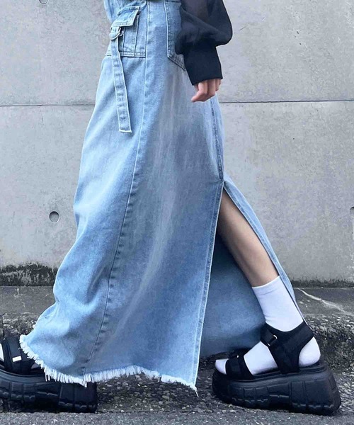 ANAP（アナップ）の「カーゴデザインデニムロングスカート（デニムスカート・レディース・ライトブルー・S/M）」の5枚目の写真