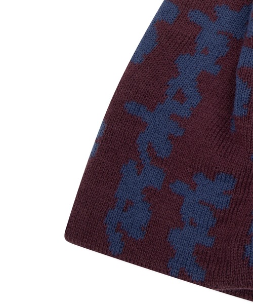 YESEYESEE(イエスアイシー)の「Doodled Jacquard Beanie(ニットキャップ/ビーニー・メンズ・ブラック/ネイビー/バーガンディー・FREE)」の9枚目の写真