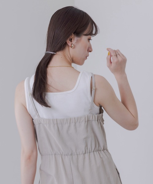 Eimee Law（エイミーロウ）の「2WAYテレコタンクトップス（タンクトップ・レディース・スミクロ/アイボリー/ブルー/ブラック/ライトベージュ/オフホワイト/ライトグレー・38/FREE）」の11枚目の写真