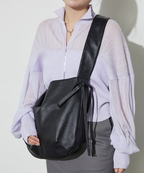 Firsthand/ファーストハンド レザーリボンビッグショルダー ブラック Firsthand/ファーストハンド レザーリボンビッグショルダー