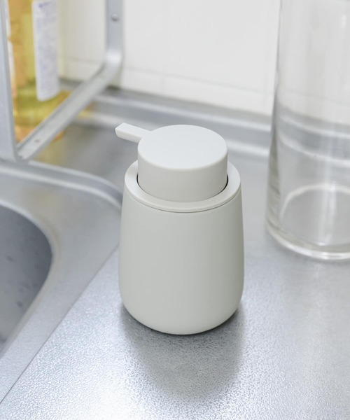 URBAN RESEARCH DOORS(アーバンリサーチドアーズ)の「shesay ソープディスペンサー 泡タイプ(その他雑貨・レディース・ベージュ/アイボリー・-)」の2枚目の写真