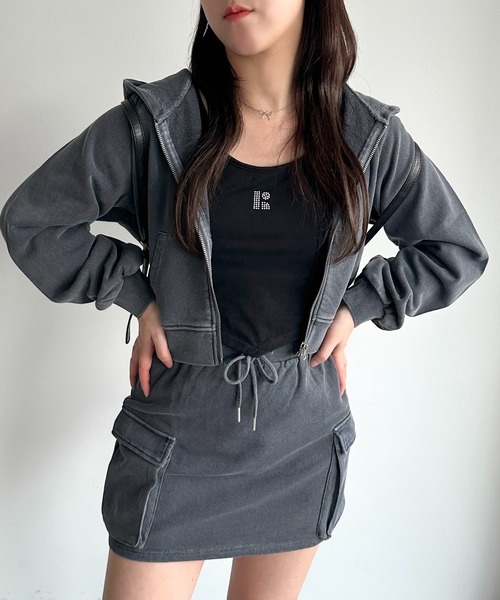 apres jour mignon（アプレジュールミニョン）の「ピグメントクロップドパーカ―（パーカー・レディース・カーキ/ブラウン系その他/ブラック系その他/ネイビー・X-LARGE/フリー）」の5枚目の写真