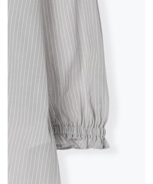 Samansa Mos2（サマンサ モスモス）の「◎リボン付スタンド襟フリルブラウス（シャツ/ブラウス・レディース・チャコールグレー/サックスブルー/ベージュ/オフホワイト・F）」の6枚目の写真