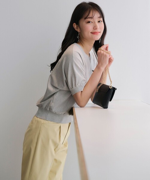 ANY SIS(エニィスィス)の「【洗える】ドルマンスリーブラメ ニット(ニット/セーター・レディース・ライトイエロー系/ピンク系/ライトグレー系/サックスブルー系・2)」の6枚目の写真